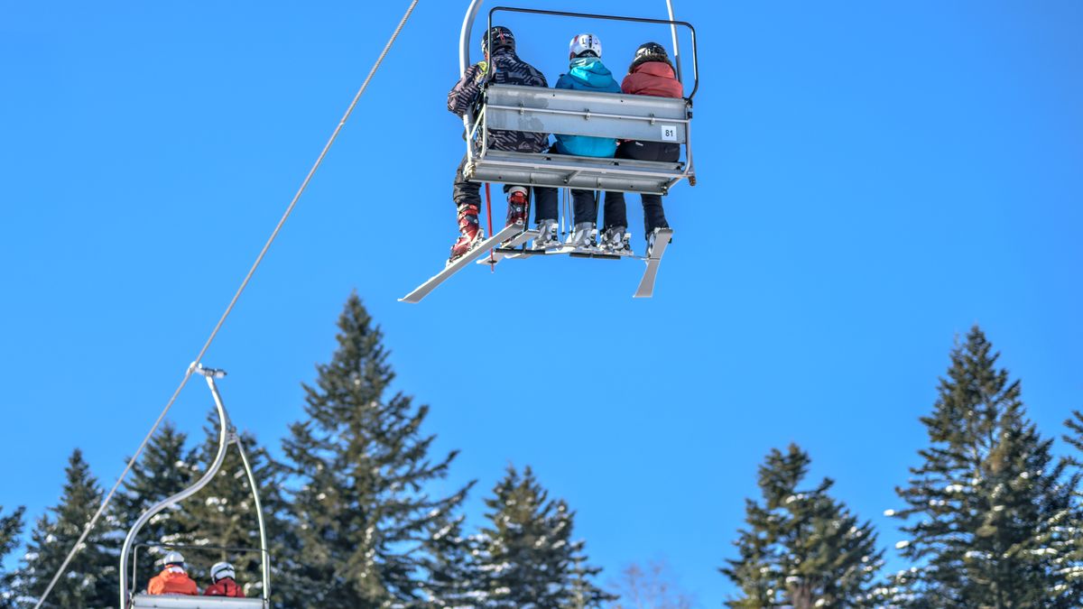 Některé ski areály už v sezoně neotevřou. Provoz se jim nevyplatí